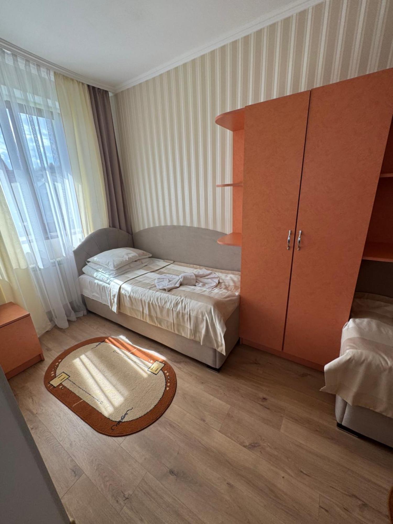 Сонячна Перлина Hotel โปลยานา ภายนอก รูปภาพ