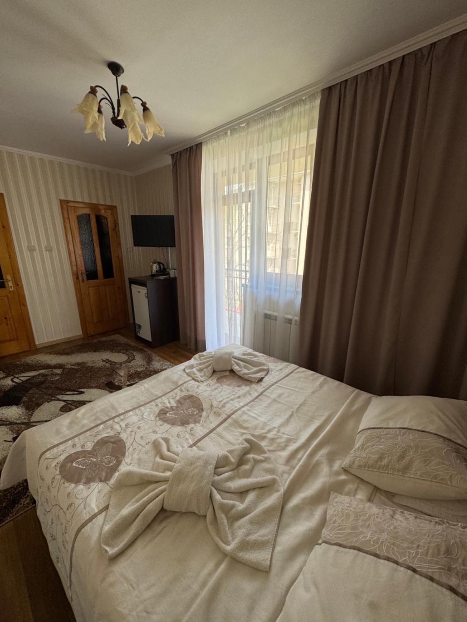 Сонячна Перлина Hotel โปลยานา ภายนอก รูปภาพ